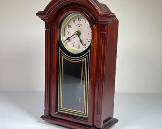 KENSINGTON WALL CLOCK | Kensington clock with quartz movement and brass pendulu. - l. 8 x w. 4 x h. 13.25 in