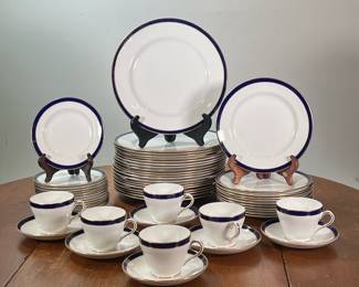 SPODE FINE CHINA DINNERWARE | Including 20 dinner plates, 6 cups and saucers, and 13 small plates, all with cobalt and gilt rims. -  l. 10-3/4 in
