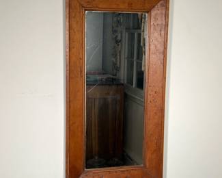 RECTANGULAR MIRROR | Tall mirror in wood frame. - l. 31.5 x w. 16.5 in