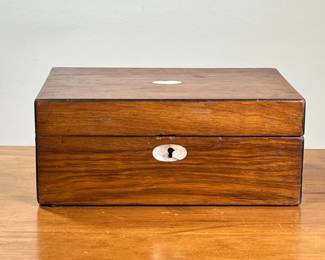 MOTHER OF PEARL JEWELRY BOX | Mother of pearl wooden jewelry box. -  l. 9-1/4 x w. 6-1/2 x h. 4 in.