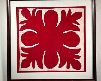 FRAMED HAWAIIAN QUILT | Handmade quilt framed. -  l. 25 x w. 24 in