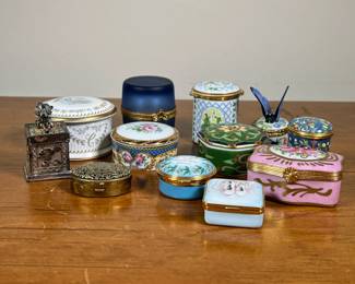 (11PC) TRINKET BOXES | Porcelain and enamel trinket and pill boxes, including Limoges, Halcyon Days, Staffordshire, and others. - h. 2 in