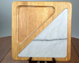 BLOOMINGDALE’S SQUARED CUTTING BOARD WITH A MARBLE SLAB | Charcuterie board. - l. 12 x w. 12 in
