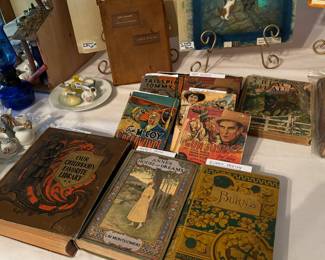 Vintage Books including First Edition of Anne's House of Dreams