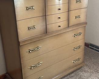 Vintage bureau 