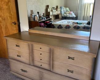 Vintage dresser