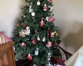 We’ve decorated a tree. Grab an ornament!
