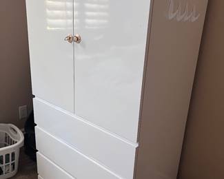 Matching Dresser - its so slick in person