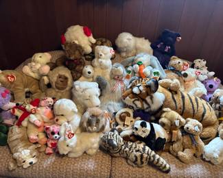 Lots of Ty all sizes