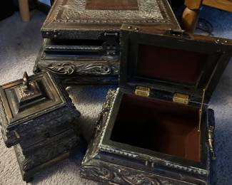 Oriental-style storage containers