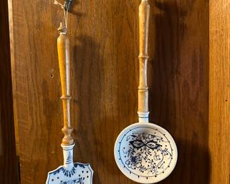 Vintage decorative utensils