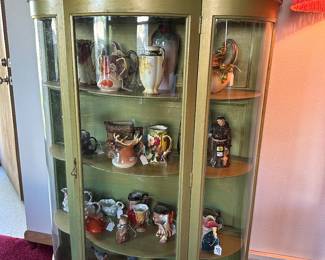 Curio cabinet