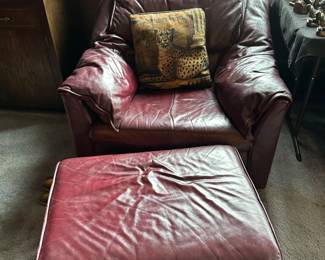 Arm chair with ottoman