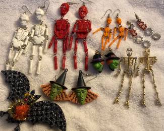 AWE-SUM Halloween Jewelry!