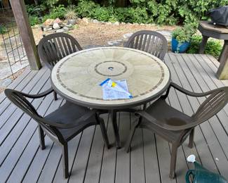 Grosfillex table and chairs