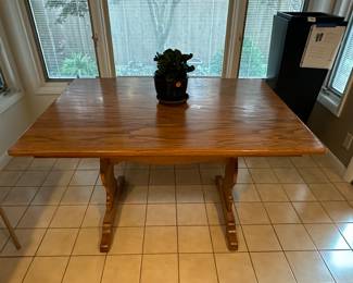 Amish oak table