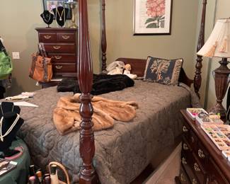 Thomasville bedrooom suite