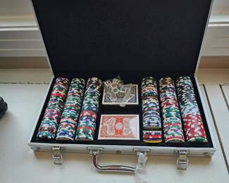 Poker set in case