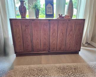 VINTAGE oak 4 door cabinet 