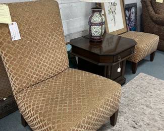 Upholstered Honeycomb Design Side Chair