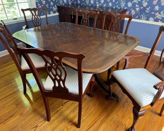 Vintage Dining Room Table and Chairs Set 

Beautiful traditional style featuring elegant chairs and brass claw feet. The table measures 46" x 68" x 29.5" and comes with a 24" leaf