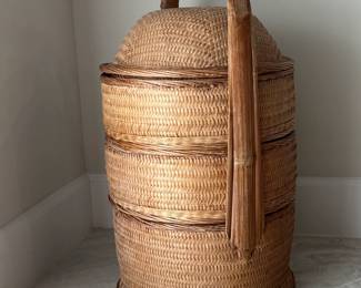 3 tier woven wedding baskets