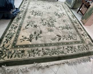 8 x 10 Vintage Chinese hand knotted rug