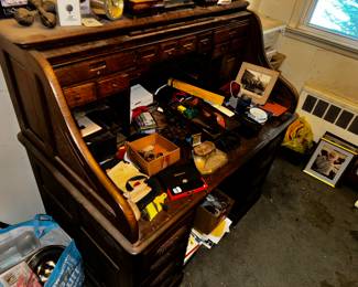 Roll top desk with hidden nooks ‘n crannies 
