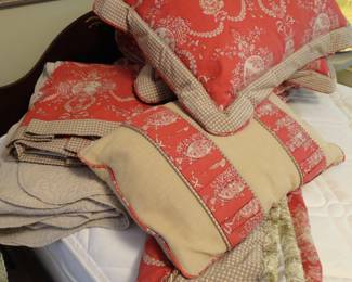 Custom Linens/Curtains/Bedskirt/Table Cloth