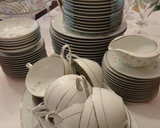 Valerie Pattern by Noritake