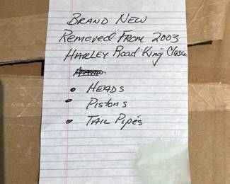 Brand new 2003 Harley Road King Classic - Heads, Pistons and tail pipes