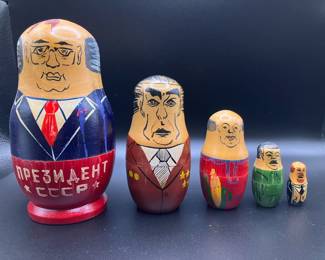 Authentic Russian nesting dolls - many sets to choose from