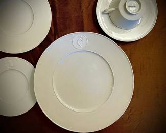 Royal Berlin, KPM, "Acadia" Dinner Service