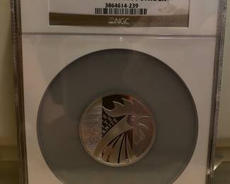 LOT 8
2014 France $100E rooster MS70