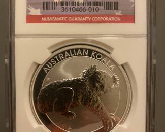LOT 33
2012 P Australia S$1 koala ms69