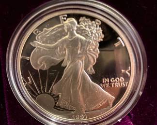 LOT 13
1991 proof silver eagle