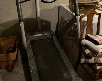 Space saver treadmill