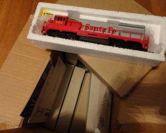 Small Santa Fe Train Set