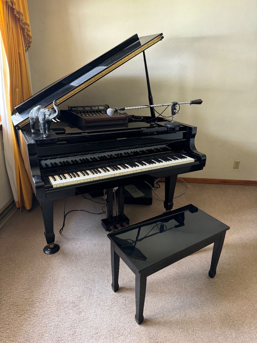 KURZWEIL ELECTRONIC GRAND PIANO