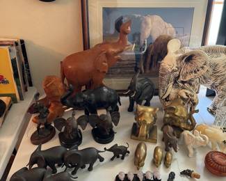 ELEPHANT STATUES 