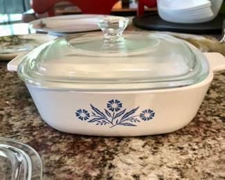 Vintage 1 quart Corningware “Blue Cornflower” pattern casserole with 2 lids.