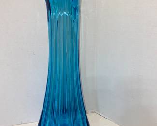 20” tall vintage LE Smith Aqua Blue Swung vase