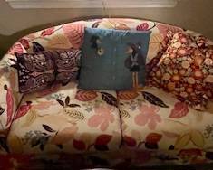 love seat/ small sofa