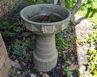 Bird bath
