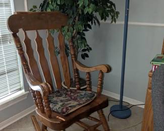 Rocking chair