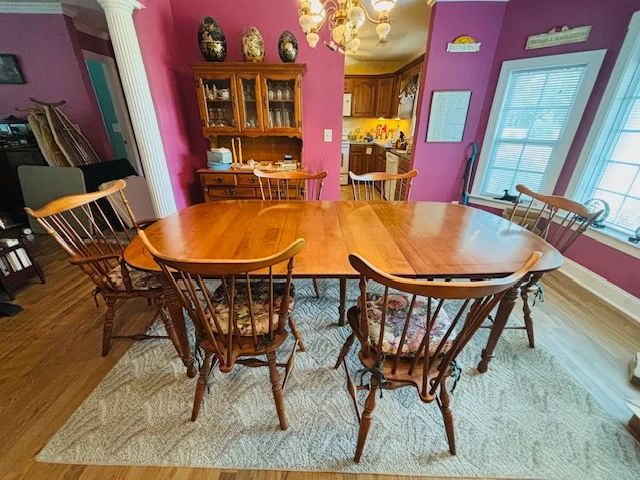 maple dining table 6 chairs w/ a hutch 