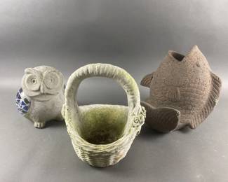 Lot 458 | Concrete Statues
