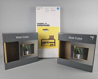 Lot 70 | New Wall Cubes & Horizontal Shelf
