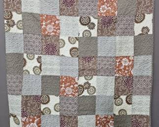 Lot 460 | Vintage 50×61" Quilt
