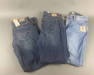 Lot 13 | 2 New Pair 10 Straight Levi Jeans & More
